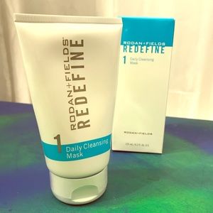 Rodan+Fields Redefine Daily Cleansing Mask 🆕